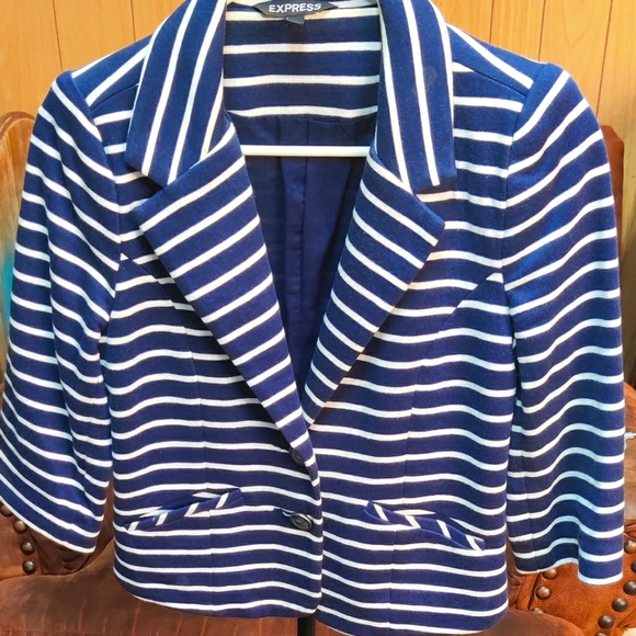 Express medium sweater/blazer/cardigan - Picture 2 of 4